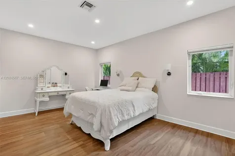 13463 SW 66th Terrace Miami FL 33183