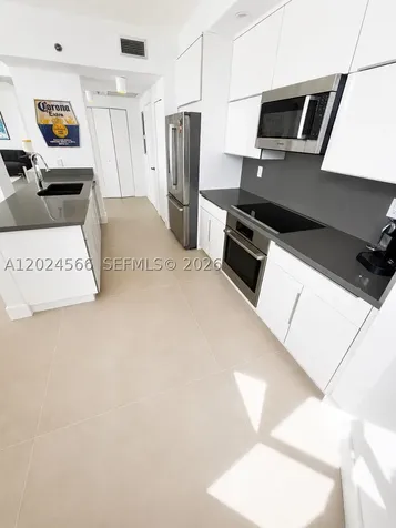 4201 Collins Avenue Miami Beach FL 33140
