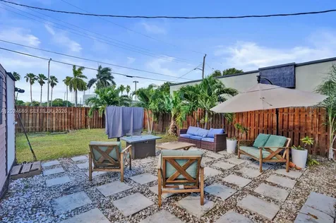 2220 Hope Street Hollywood FL 33020