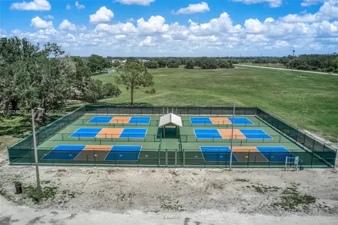 6813 Heavitree Sebring FL 33876