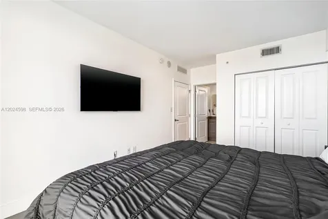 400 Sunny Isles Boulevard Sunny Isles Beach FL 33160