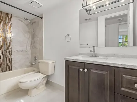 7547 Fairfax Drive Tamarac FL 33321