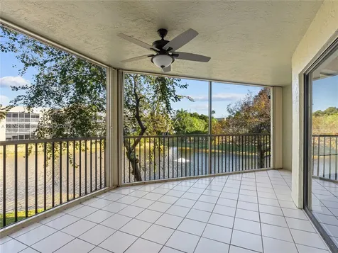 7547 Fairfax Drive Tamarac FL 33321
