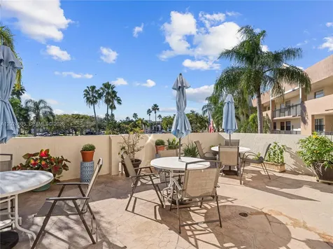7547 Fairfax Drive Tamarac FL 33321