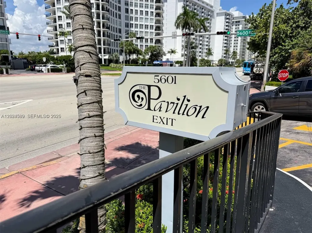 5601 Collins Avenue Miami Beach FL 33140