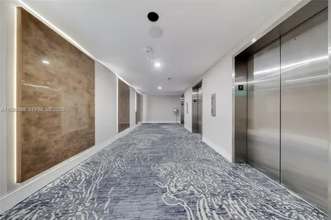 5601 Collins Avenue Miami Beach FL 33140