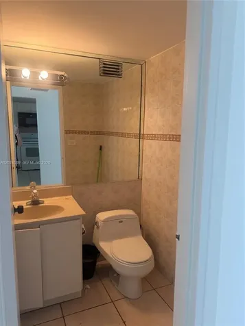 5601 Collins Avenue Miami Beach FL 33140