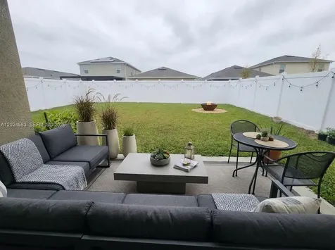 1598 Bull Hill Road Kissimmee FL 34744