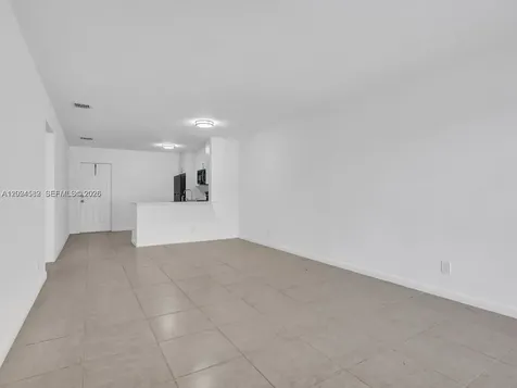 241 NW 40th Street Oakland Park FL 33309
