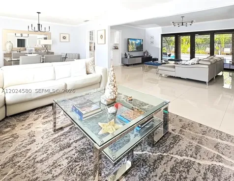 8695 SW 110th Street Miami FL 33156