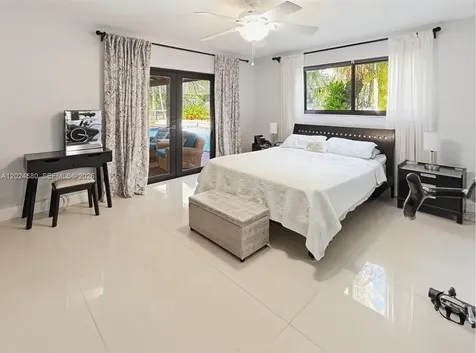 8695 SW 110th Street Miami FL 33156