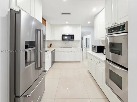 8695 SW 110th Street Miami FL 33156