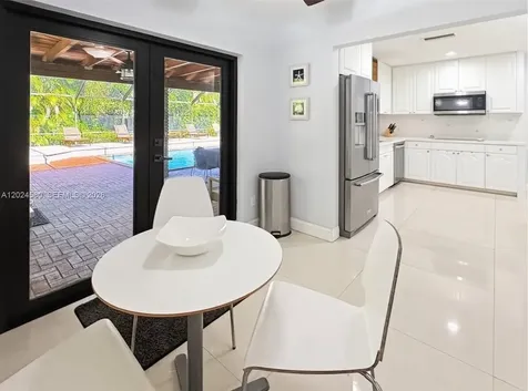 8695 SW 110th Street Miami FL 33156