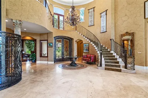 832 Harbour Isle Place North Palm Beach FL 33410
