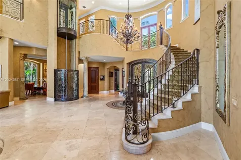 832 Harbour Isle Place North Palm Beach FL 33410