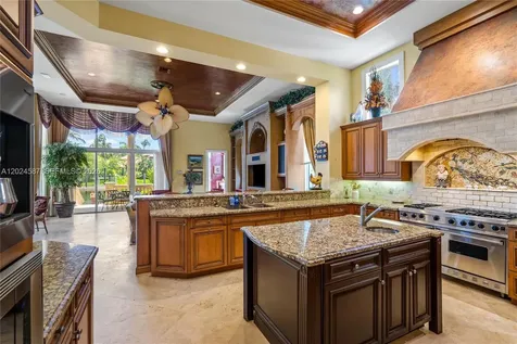 832 Harbour Isle Place North Palm Beach FL 33410