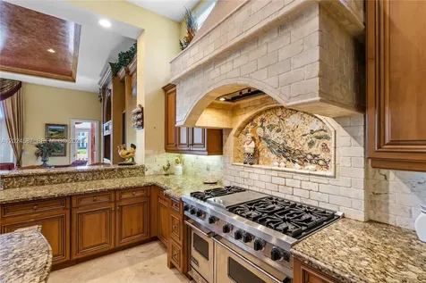 832 Harbour Isle Place North Palm Beach FL 33410