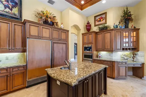 832 Harbour Isle Place North Palm Beach FL 33410