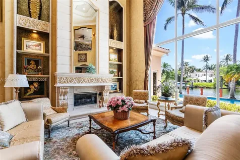 832 Harbour Isle Place North Palm Beach FL 33410