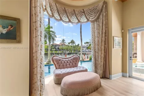 832 Harbour Isle Place North Palm Beach FL 33410