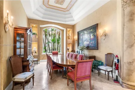 832 Harbour Isle Place North Palm Beach FL 33410