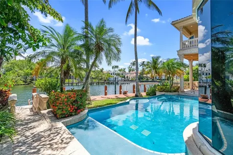 832 Harbour Isle Place North Palm Beach FL 33410