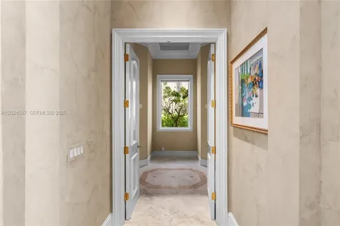 832 Harbour Isle Place North Palm Beach FL 33410