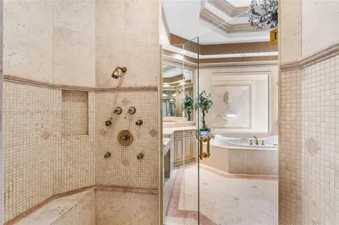832 Harbour Isle Place North Palm Beach FL 33410