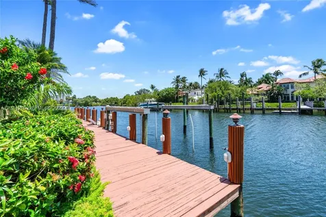 832 Harbour Isle Place North Palm Beach FL 33410