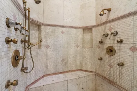 832 Harbour Isle Place North Palm Beach FL 33410