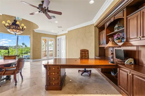 832 Harbour Isle Place North Palm Beach FL 33410