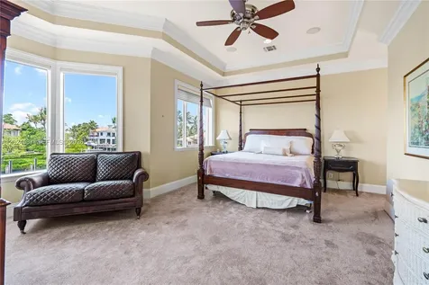 832 Harbour Isle Place North Palm Beach FL 33410