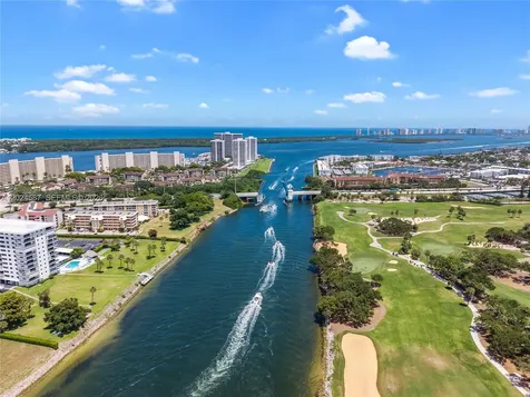 832 Harbour Isle Place North Palm Beach FL 33410