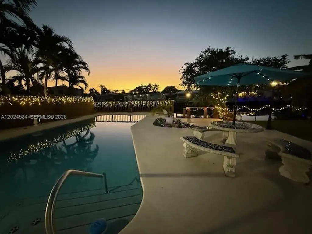 411 SE 6th Avenue Pompano Beach FL 33060