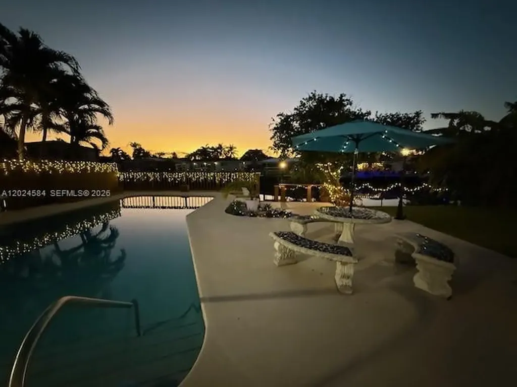 411 SE 6th Avenue Pompano Beach FL 33060