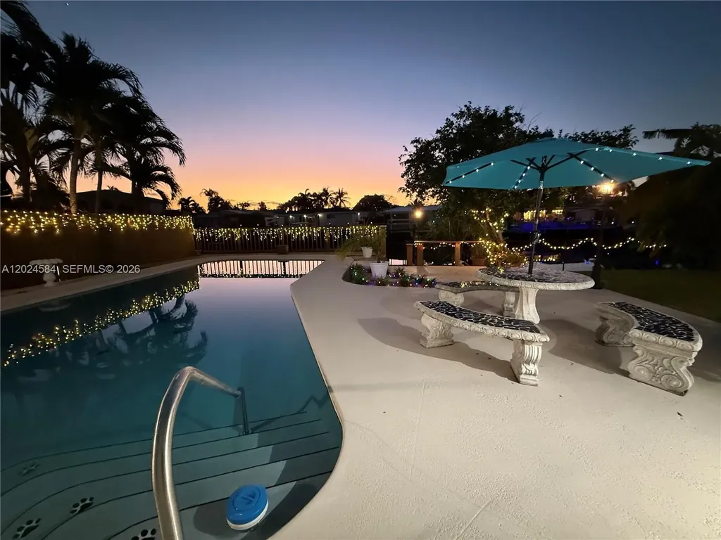 411 SE 6th Avenue Pompano Beach FL 33060
