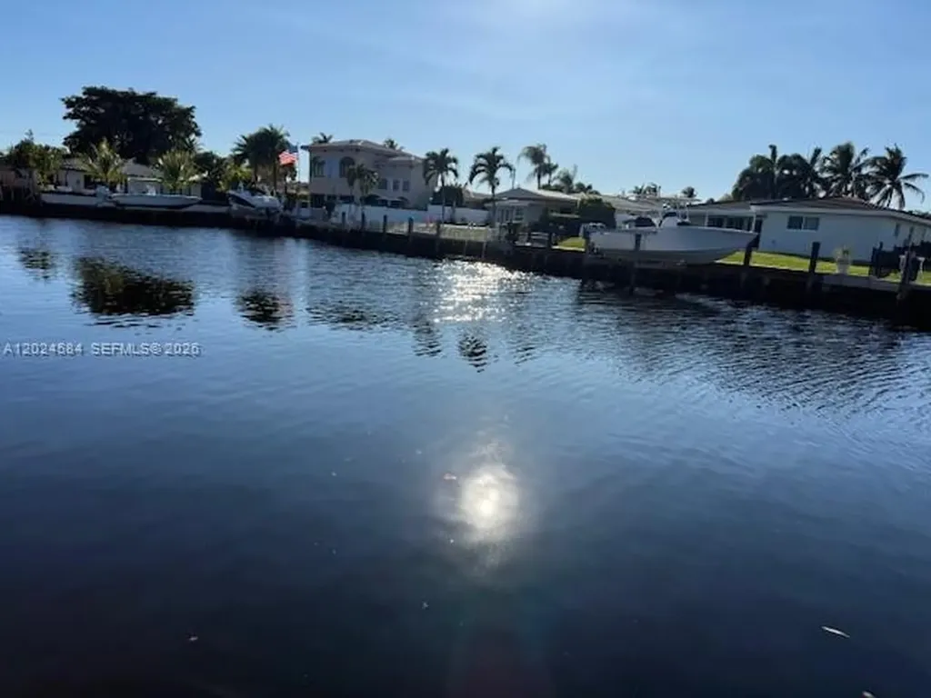 411 SE 6th Avenue Pompano Beach FL 33060