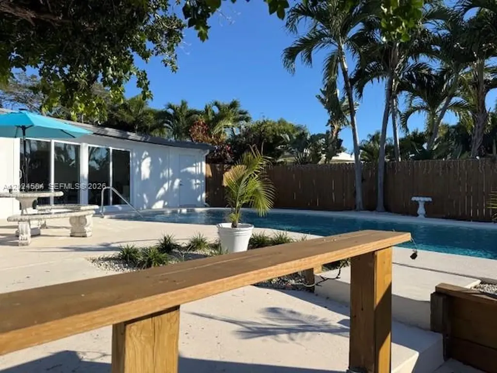 411 SE 6th Avenue Pompano Beach FL 33060