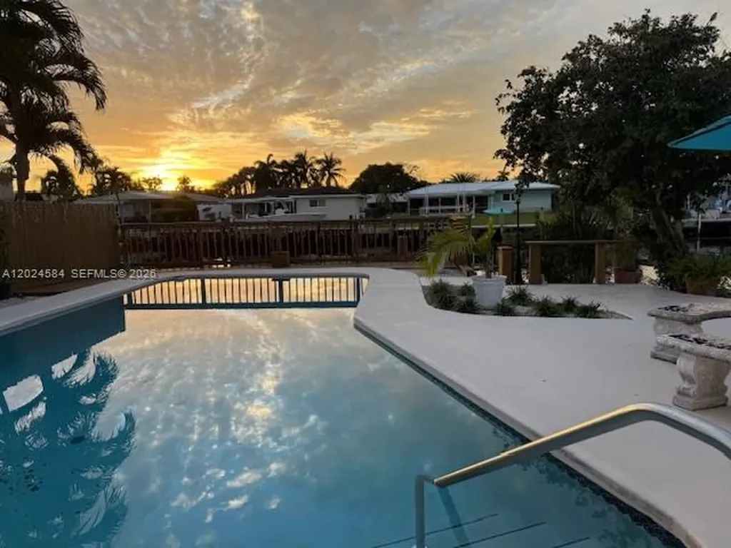 411 SE 6th Avenue Pompano Beach FL 33060
