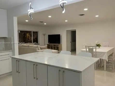 411 SE 6th Avenue Pompano Beach FL 33060
