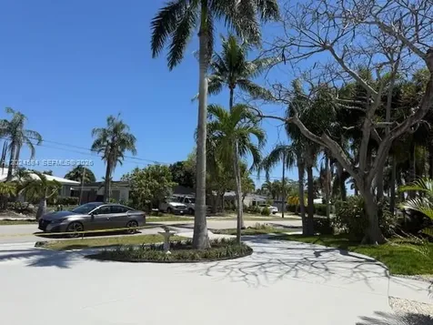 411 SE 6th Avenue Pompano Beach FL 33060
