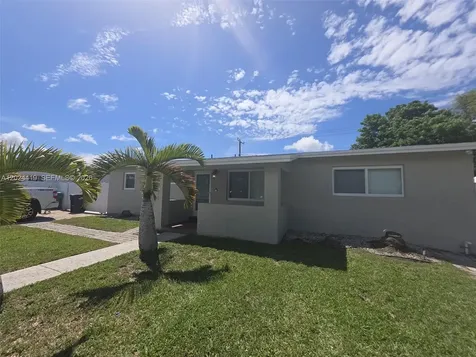 9971 Dominican Drive Cutler Bay FL 33189