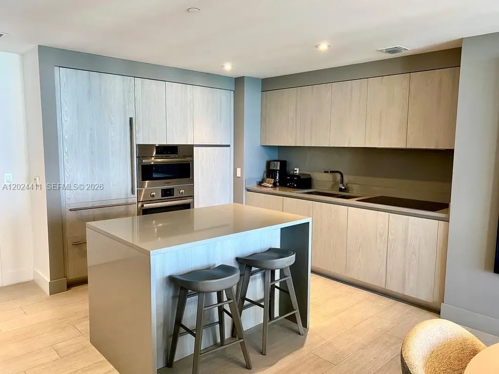 4010 S Ocean Drive Hollywood FL 33019