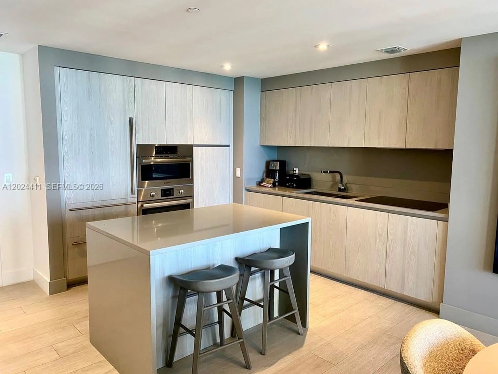 4010 S Ocean Drive Hollywood FL 33019