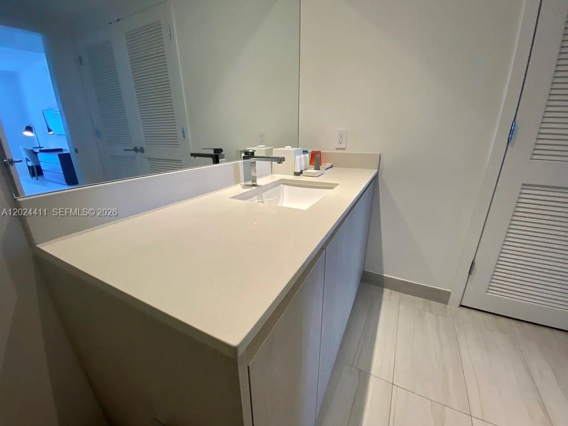 4010 S Ocean Drive Hollywood FL 33019