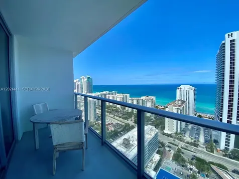 4010 S Ocean Drive Hollywood FL 33019