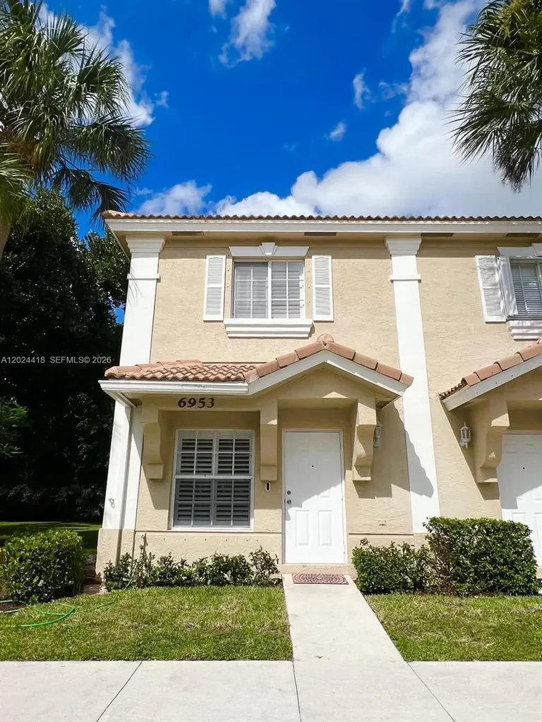 6953 Crooked Fence Drive Lake Worth FL 33467