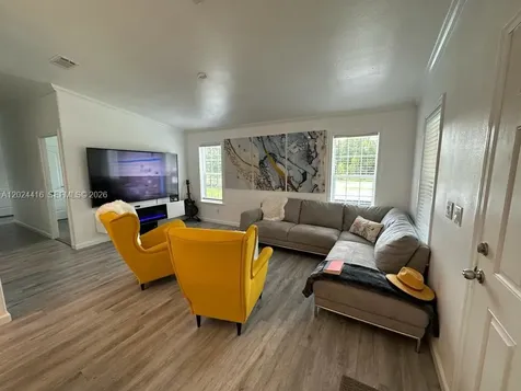 725 N Willows Street Clewiston FL 33440