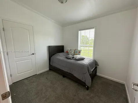 725 N Willows Street Clewiston FL 33440