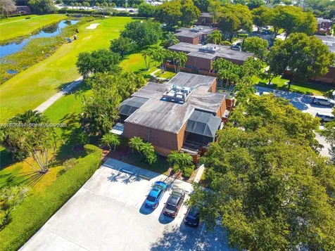 9135 SW 20th Place Davie FL 33324